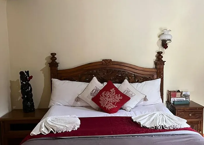 Rodja Balinese House ゲストハウス ウブド